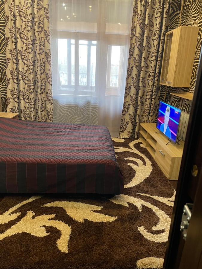 キエフApartament On Gagarin Avenueアパートメント エクステリア 写真
